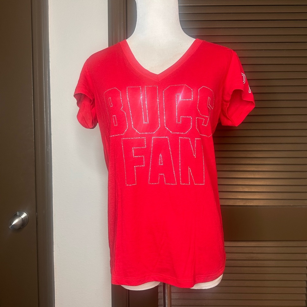 PINK x NFL | BUCS FAN Bling Ladies Tee